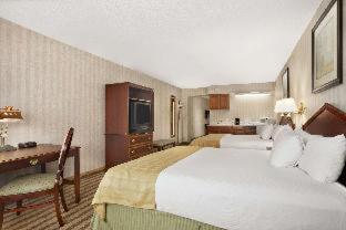 Hotel Ramada By Wyndham & 3*